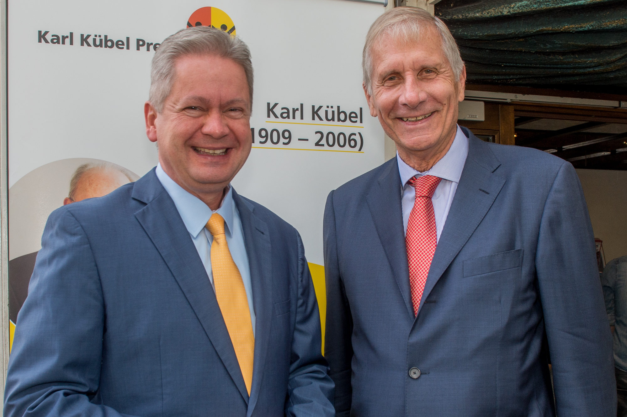 Karl Kübel Preis an Ulrich Wickert vergeben / Medienpreis in Bensheim verliehen