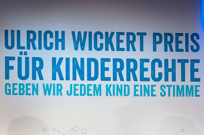 Ulrich Wickert Preis 2020: Jetzt bewerben!