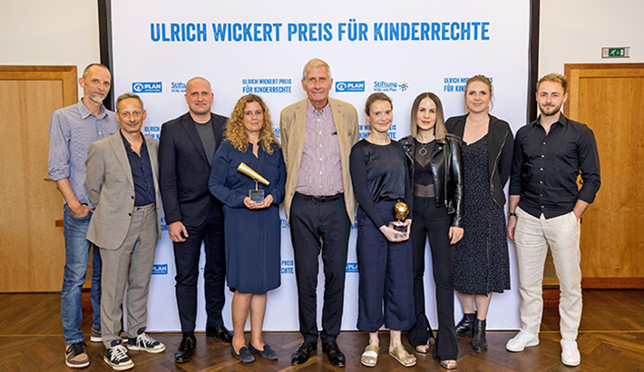 Journalist:innen mit Ulrich Wickert Preis für Kinderrechte 2024 geehrt